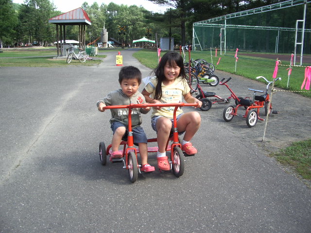 自転車 二 人 乗り 横 乗り