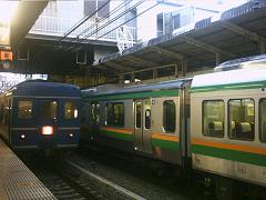 横浜駅にて