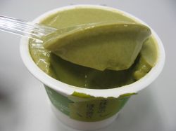 トーラク_春の抹茶プリン（中身全体）
