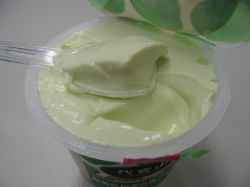 代官山_なめらかそら豆プリン（中身全体）