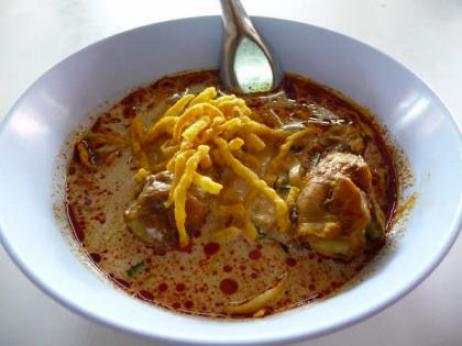 カオソーイ　セモージャイ