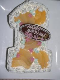 お誕生ケーキ★