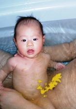 お風呂で…うんちっちマン…