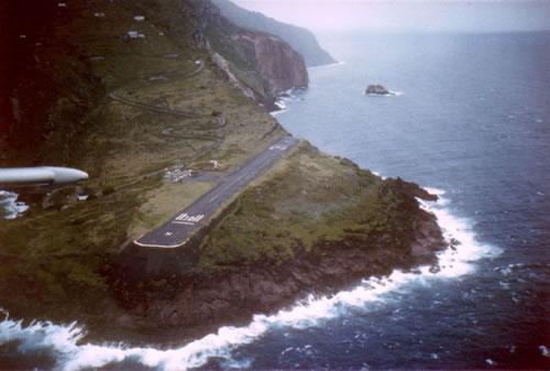 world-shortest-airport-runway.jpg