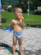 長男・初プール1(H18・7・16)