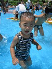 長男・初プール2(H18・7・16)