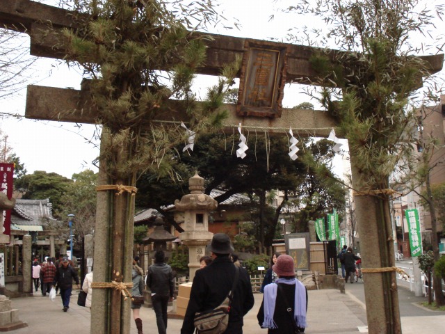 三囲神社