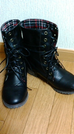 レースアップブーツ.jpg