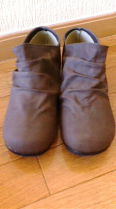 ショートブーツ