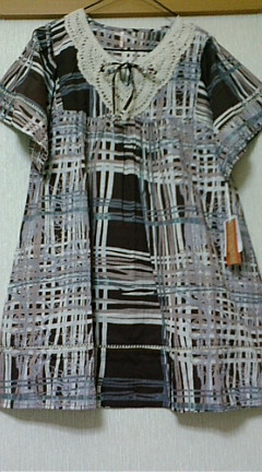 茶色チュニック