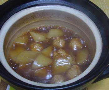 取り団子と大根の煮物
