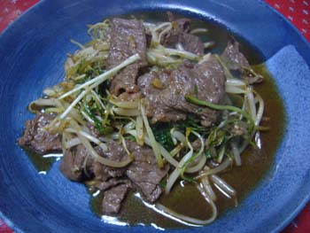 水菜と牛肉のオイスター炒め