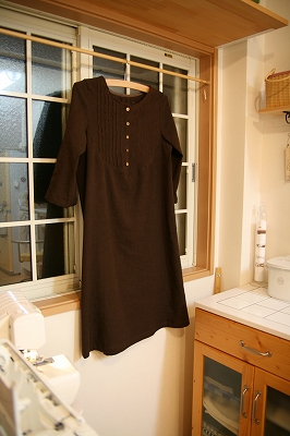 リネンのピンタックワンピース♪