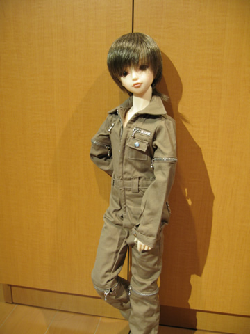 ショートウィッグとつなぎの橙子さん