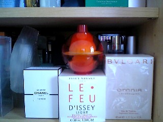 右中段第三層目