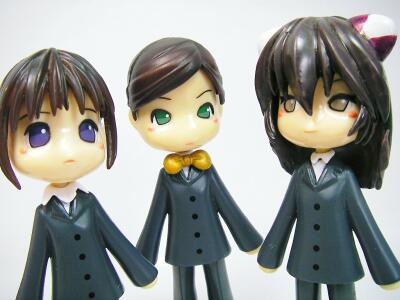 襟の比較図。漫才トリオではありません（笑）