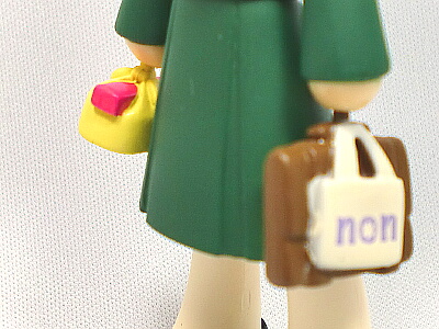 このカバンじゃお弁当は入らないぜ！