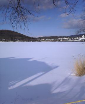 白樺湖氷結