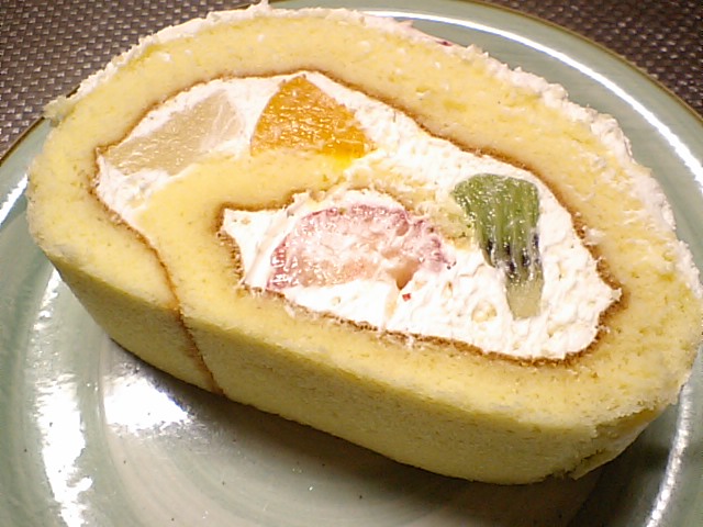 ロールケーキ・切り口.JPG