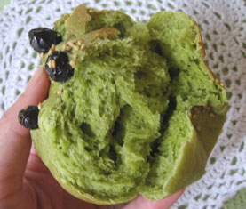 抹茶黒豆パン