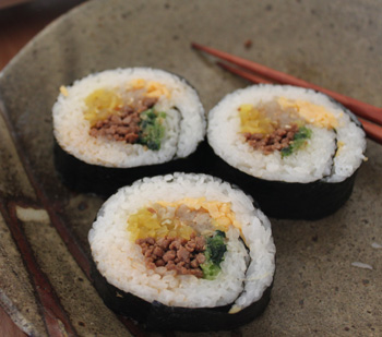 ビビンバ太巻き