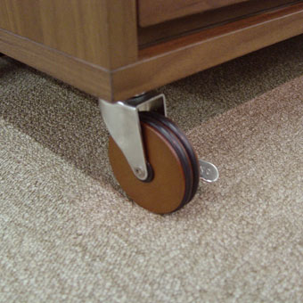 キャスター付きチェストのキャスター