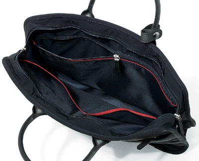 22-5203　見やすい内装ポケット　（ポケット口にレッドテープ）