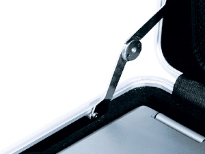 25-5007　ウレタン内に収納されるステイで、　荷物を傷つけない安心設計