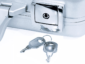 25-5007　本体入り口にキーロック搭載