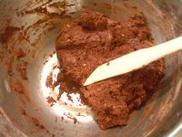 豆腐のココアケーキ（粉類と水分を混ぜ合わせる）