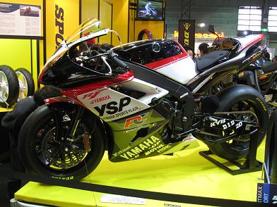 中須賀選手のYZF-R1☆.JPG