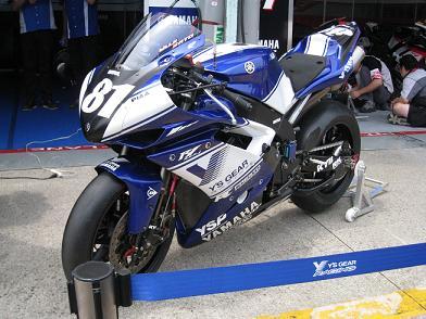 あこがれのYZF-R1☆.JPG