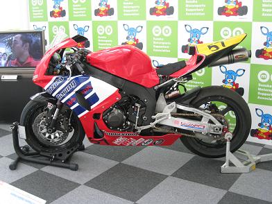 CBR1000RR☆.JPG