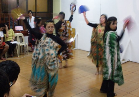 フィリピン伝統のダンス
