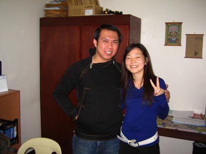 もともとコールセンターで働いてたこともあって、彼のアクセントは完璧なアメリカンイングリッシュです！