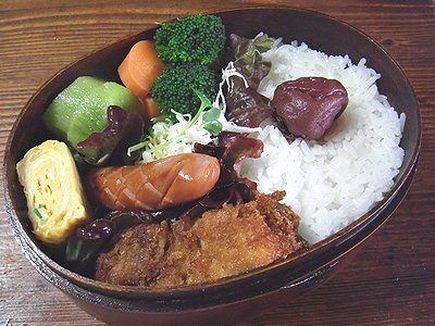 チキンカツ弁当.JPG