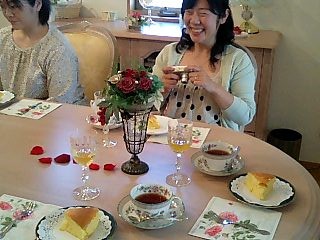 ケーキお茶会１.jpg