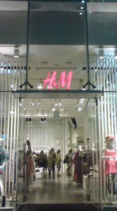 H&M.JPG