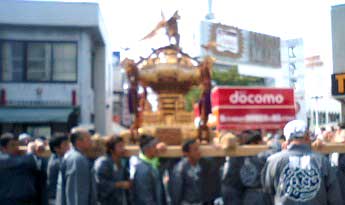 お神輿.jpg