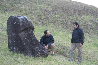 easter3 moai umatteru.jpg