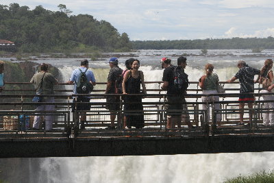 iguas bridge2.jpg