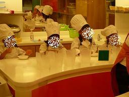 お友達とクッキング♪