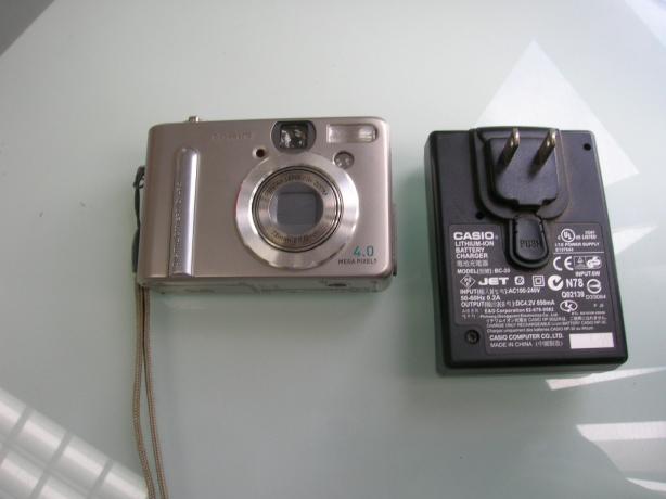 亡父形見のデジカメ