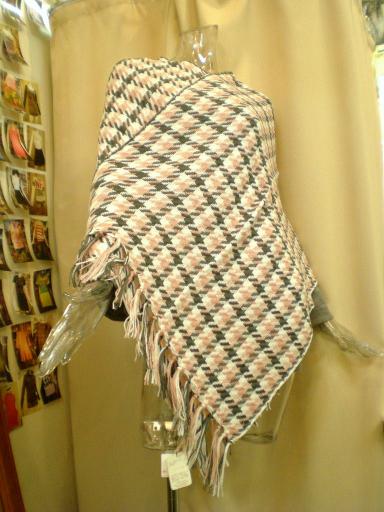 千鳥格子柄ストール