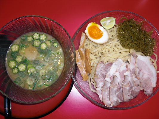 冷やしメカブつけ麺