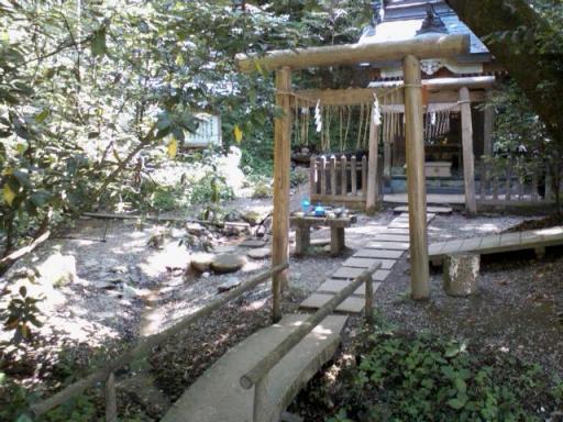 幣立神宮　湧水