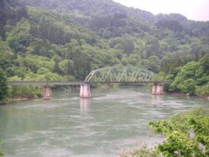 只見川の風景