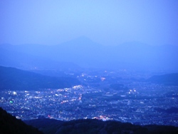 諏訪湖周辺の夜景