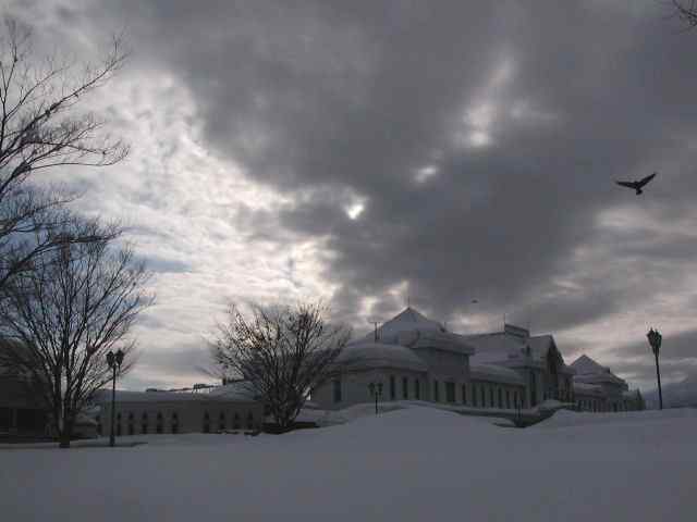 山形 米沢 冬景色 JR駅遠望