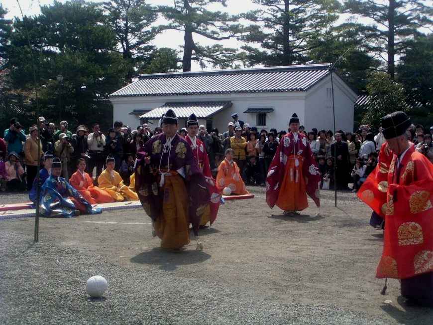 京都御所の蹴鞠１